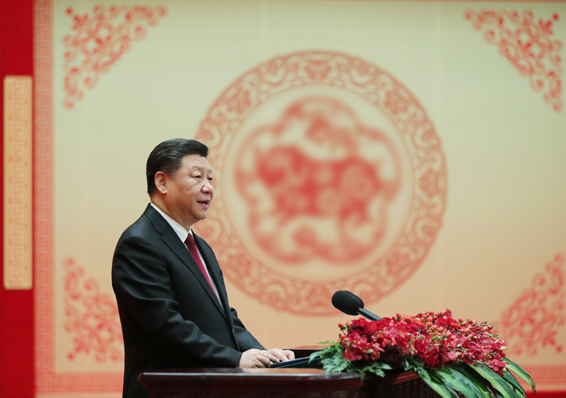 　　2月3日，中共中央、国务院在北京人民大会堂举行2019年春节团拜会。中共中央总书记、国家主席、中央军委主席习大大发表讲话。